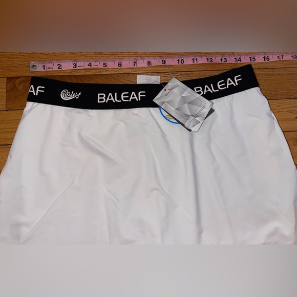 NWT BALEAF White Tennis UPF 50+ Skirt Shorts Skort Women’s Large - Picture 5 of 8